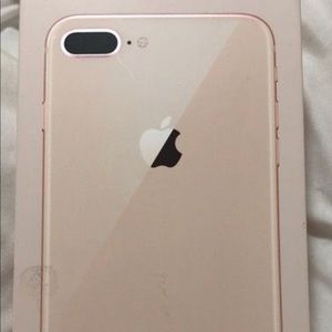 iPhone 8 Plus gold